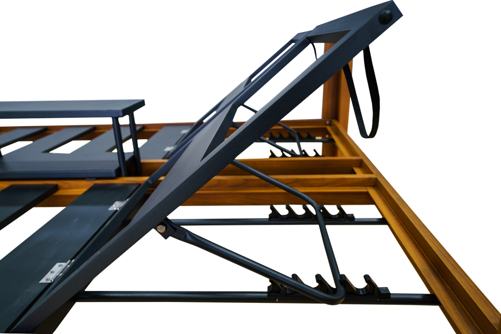 EMBRACE² double daybed with both lounging positions in use