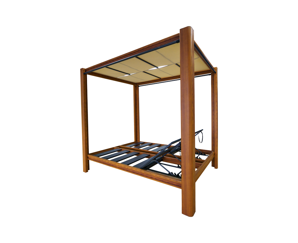 MAISON double daybed positioned on a patio